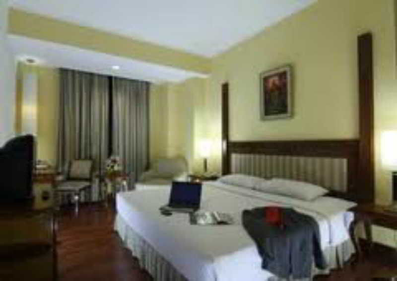Ibis Mangga Dua Hotel Jakarta Exterior photo