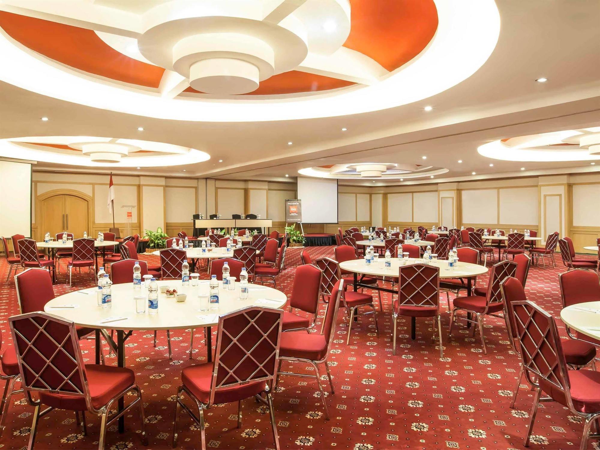 Ibis Mangga Dua Hotel Jakarta Exterior photo